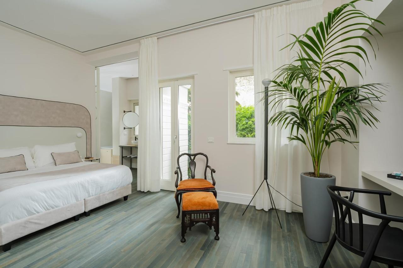 Hotel Artemisia Domus - Giardino Napoli Esterno foto