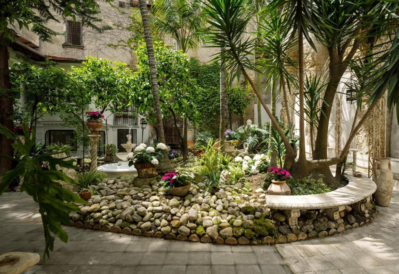 Hotel Artemisia Domus - Giardino Napoli Esterno foto