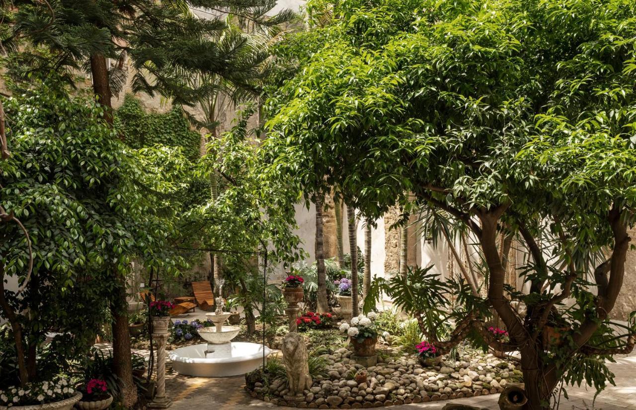 Hotel Artemisia Domus - Giardino Napoli Esterno foto
